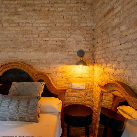 Dona Elvira Cathedral Apartment *