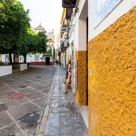 Dona Elvira Cathedral Apartment
