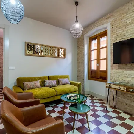 Dona Elvira Cathedral Apartment Seville
