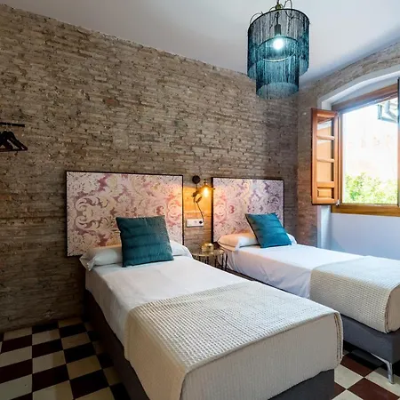Dona Elvira Cathedral Apartment *